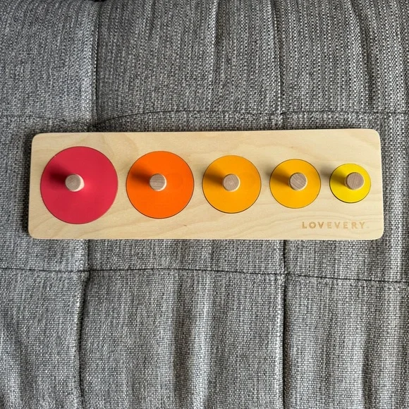 Lovevery Wooden Circle Puzzle for Kids - Picture 3 of 4